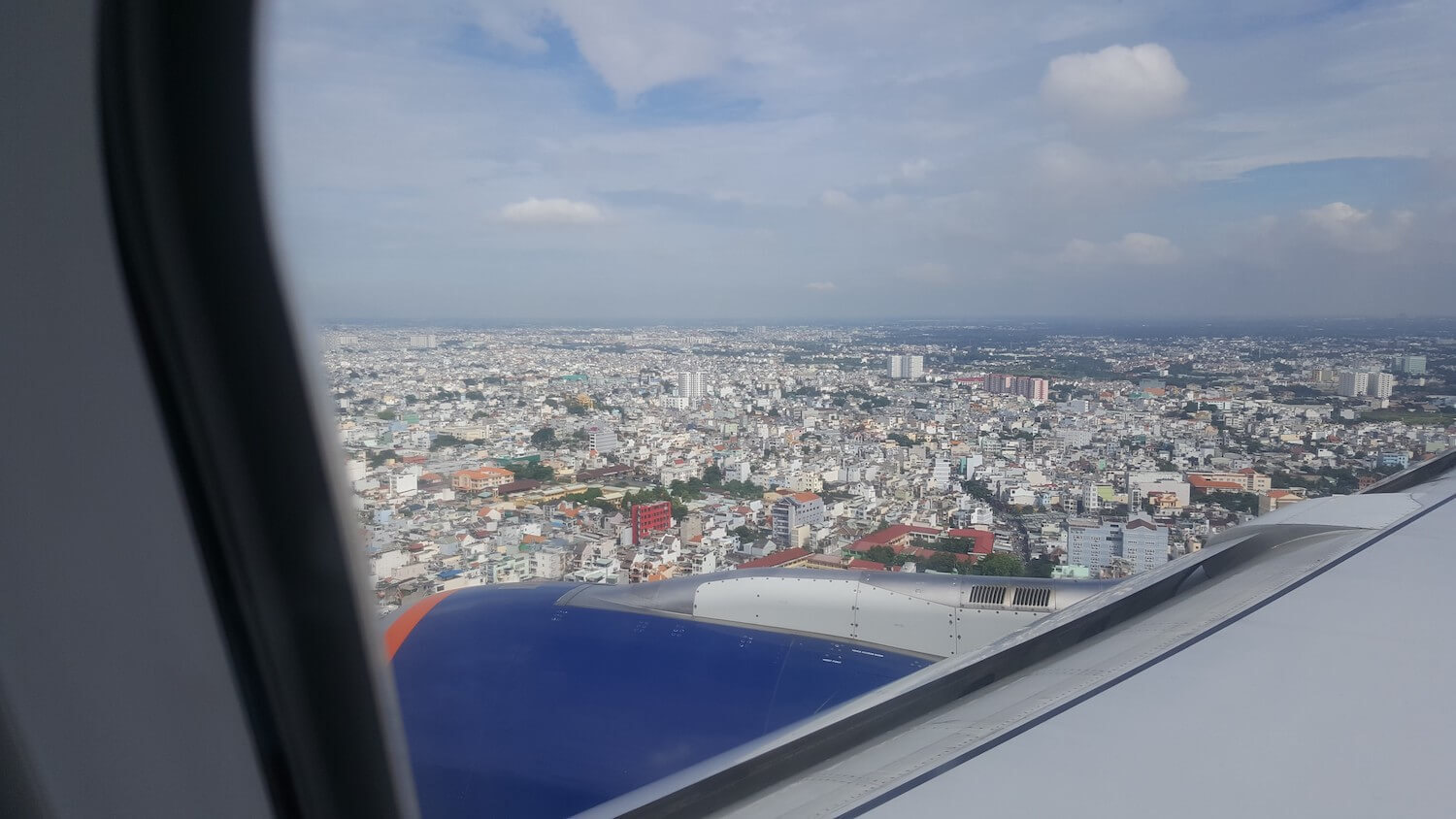 Vue de l'avion à l'arrivée à Saigon