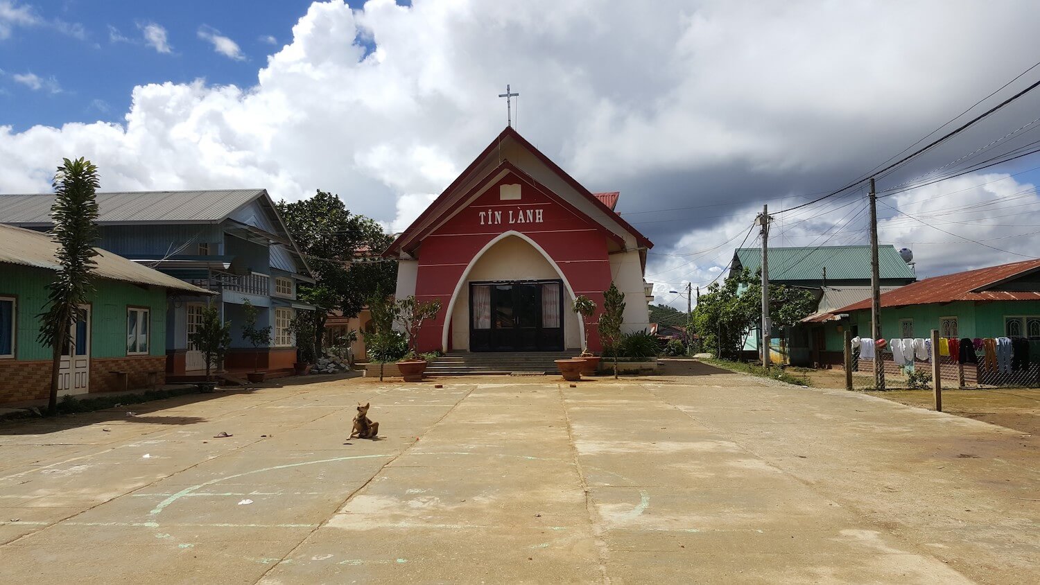 L'église du village K'Ho Bonneur'C