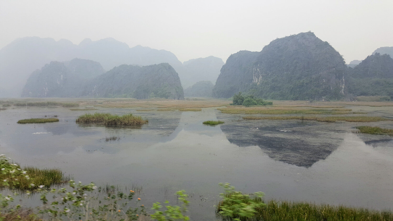 Balade sur l'eau à Vân Long
