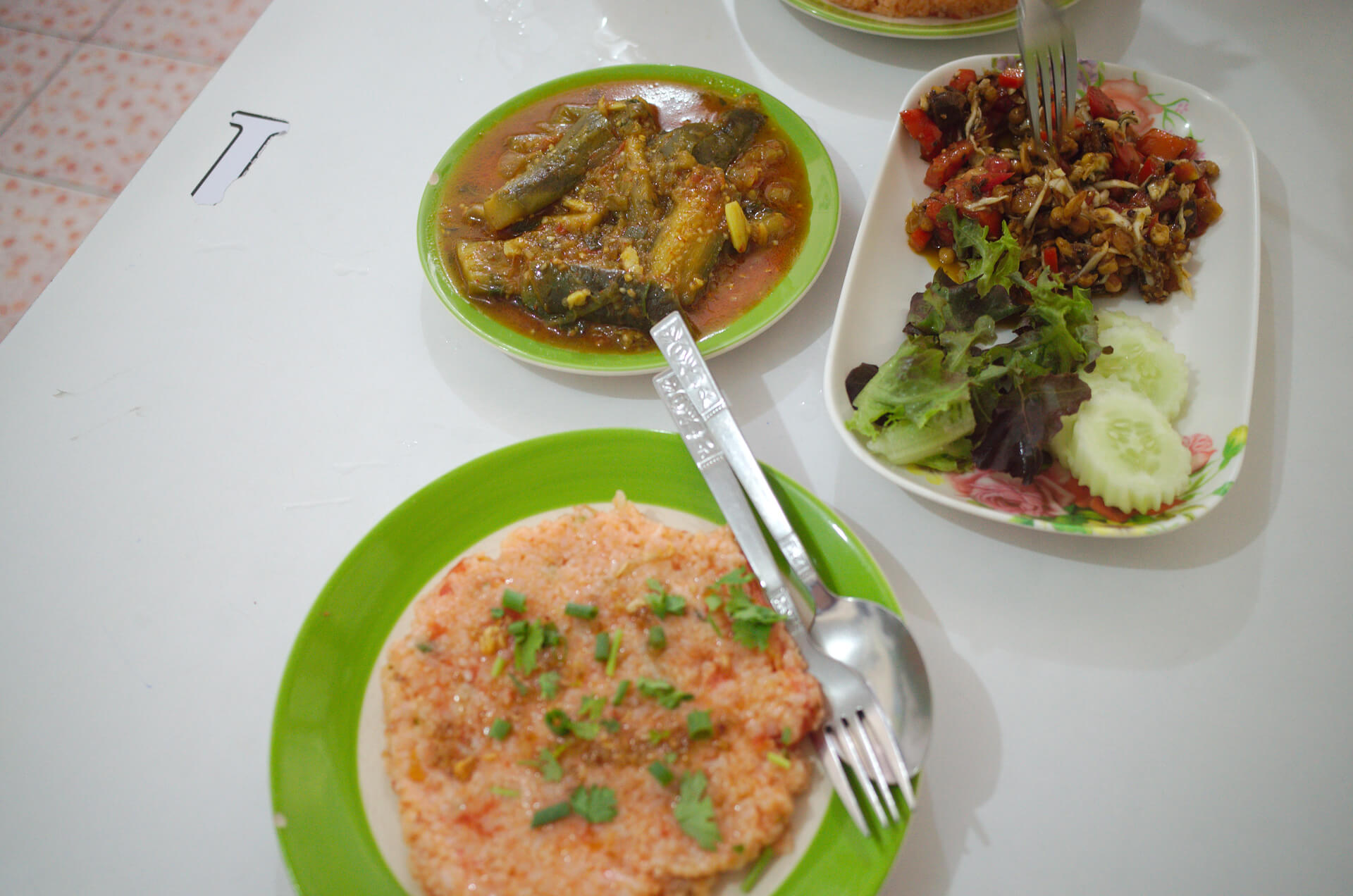 Repas au birman à Chiang Mai