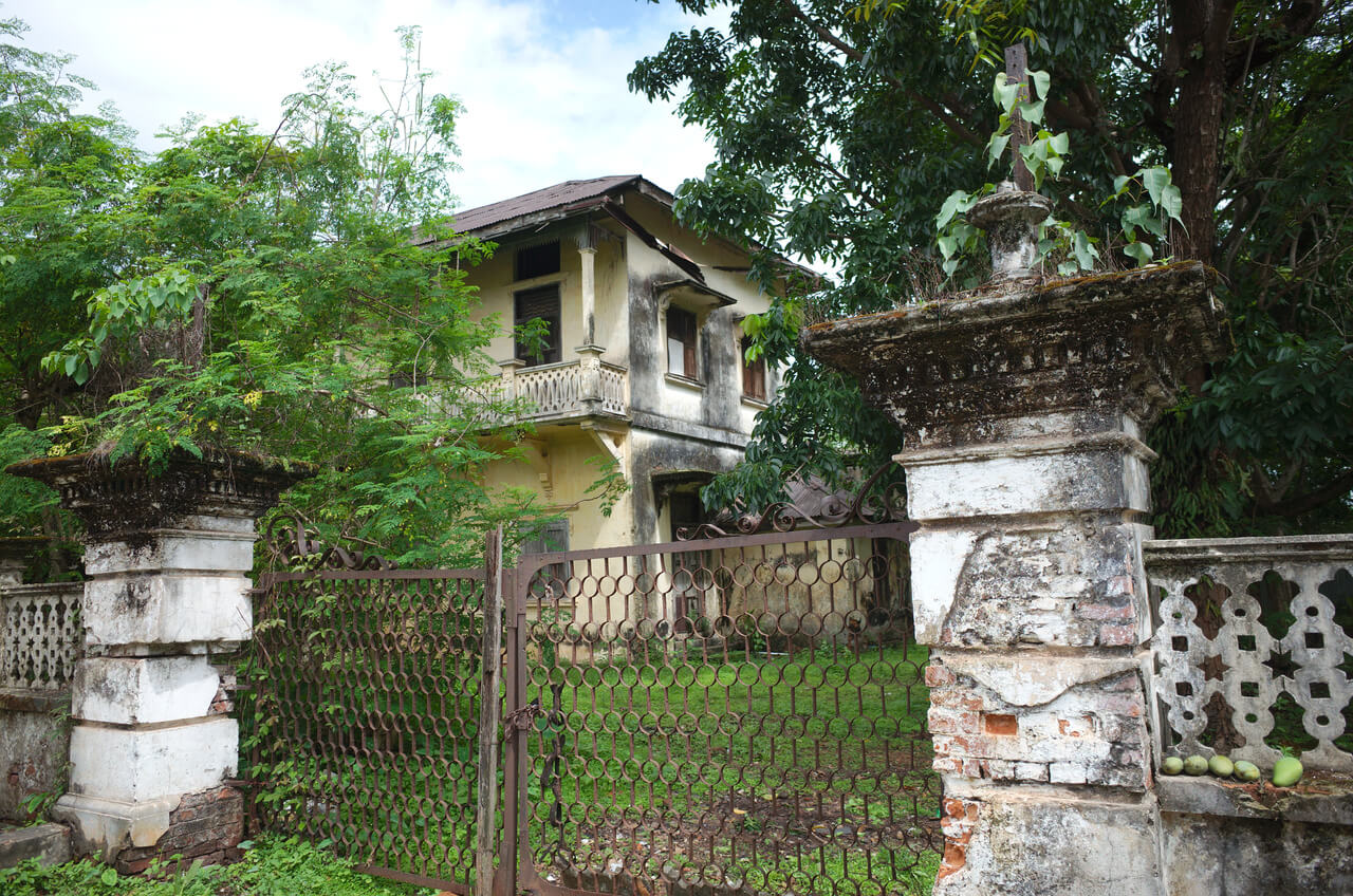 Villa coloniale abandonnée à Mawlamyine