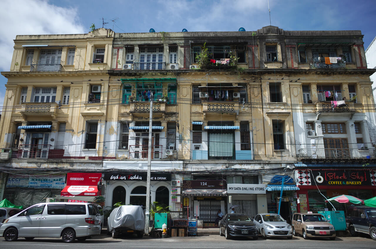 Un immeuble colonial à Yangon