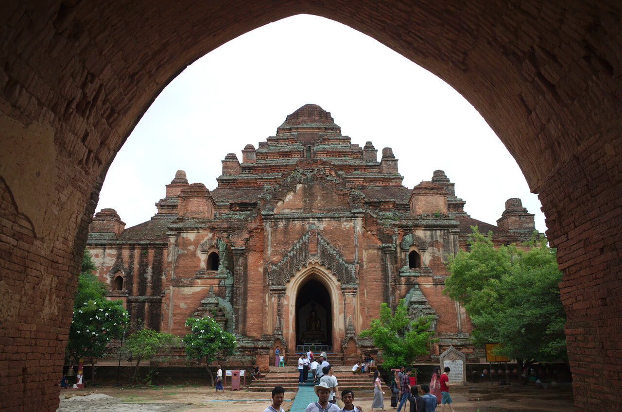 Le temple de Dhammayangyi à Bagan