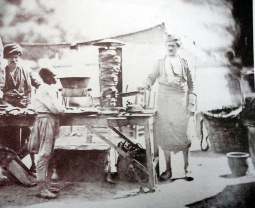 Première photo connue d'une rôtisserie à Döner, 1855, Empire Ottoman