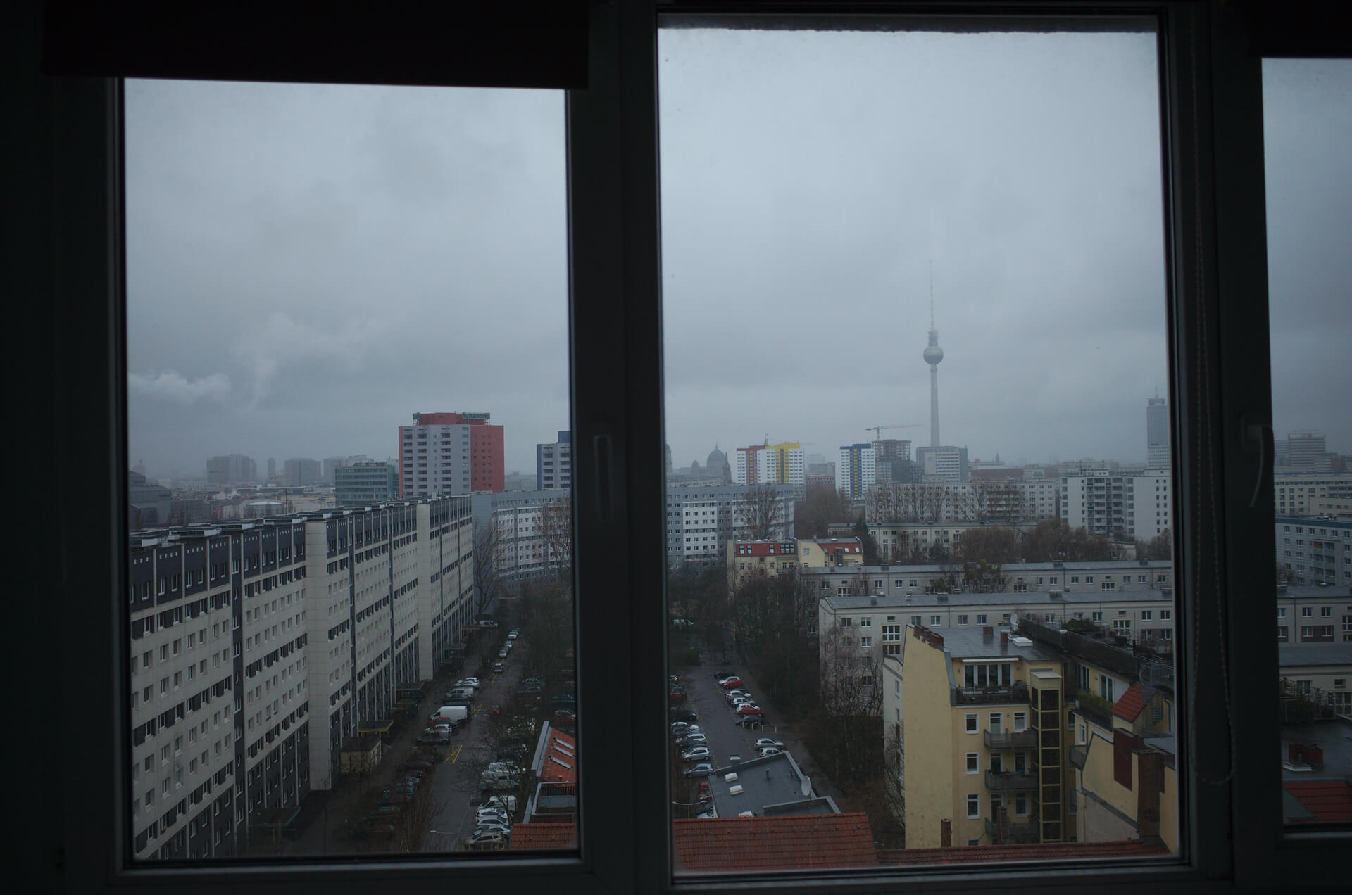 Vue nuageuse de Berlin depuis notre fenêtre